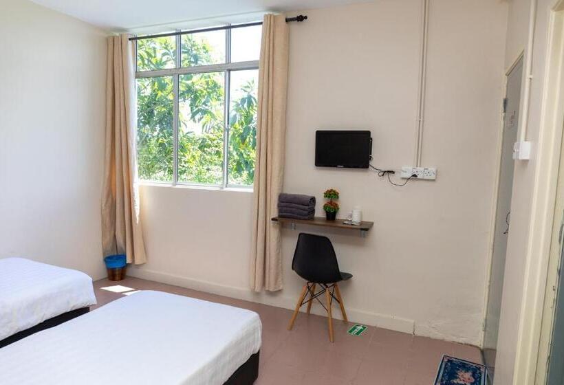 Мотель Familia Inn