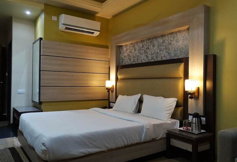 Отель Continental Blue