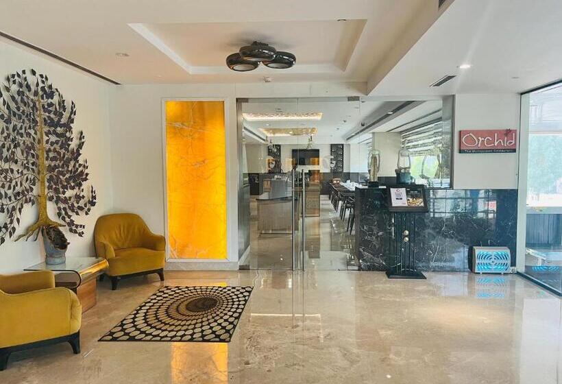 Fortune Inn Promenade, Vadodara   Member Itc S Hotel Group