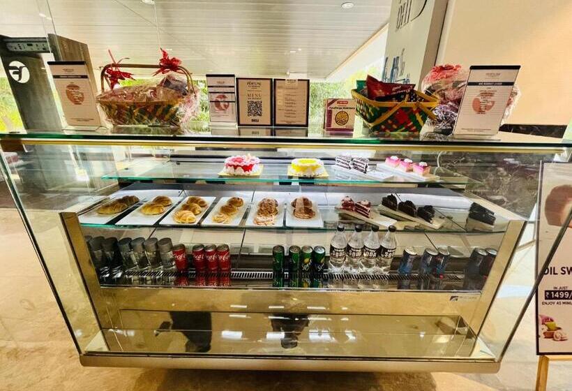 Fortune Inn Promenade, Vadodara   Member Itc S Hotel Group