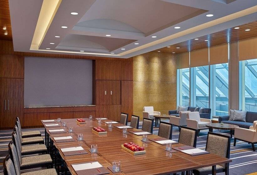 هتل Grand Hyatt Manila