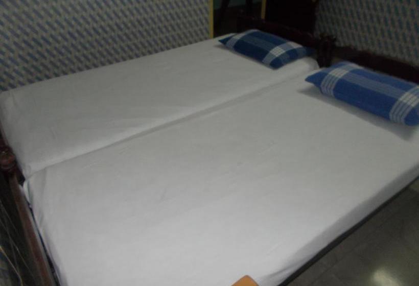 فندق Hariprasadam