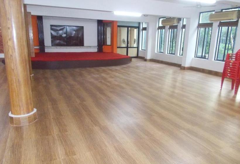 فندق Hariprasadam