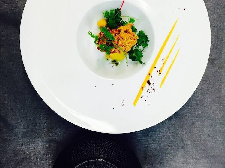 فندق åhus Gästgivaregård