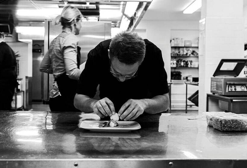 فندق åhus Gästgivaregård