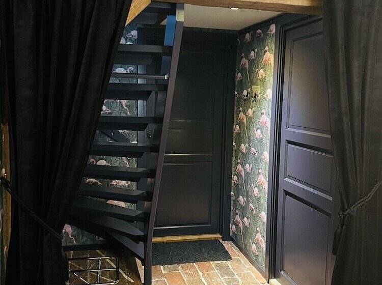 فندق åhus Gästgivaregård