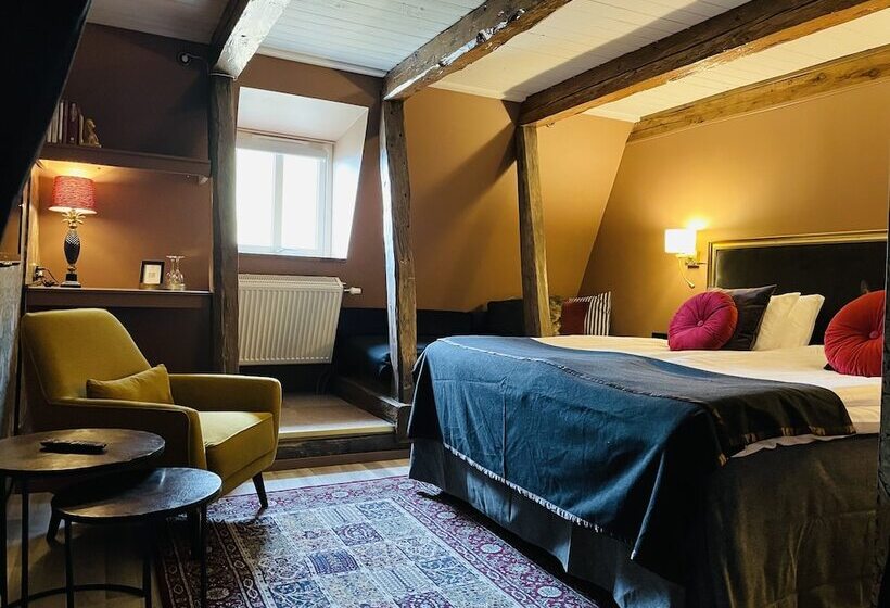 فندق åhus Gästgivaregård