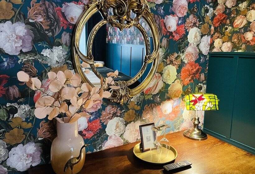 فندق åhus Gästgivaregård