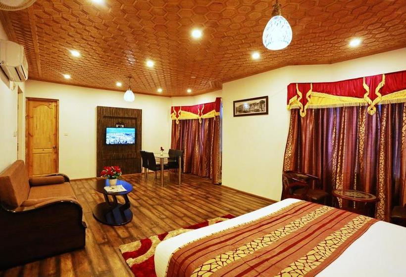 ホテル Mannat Resort