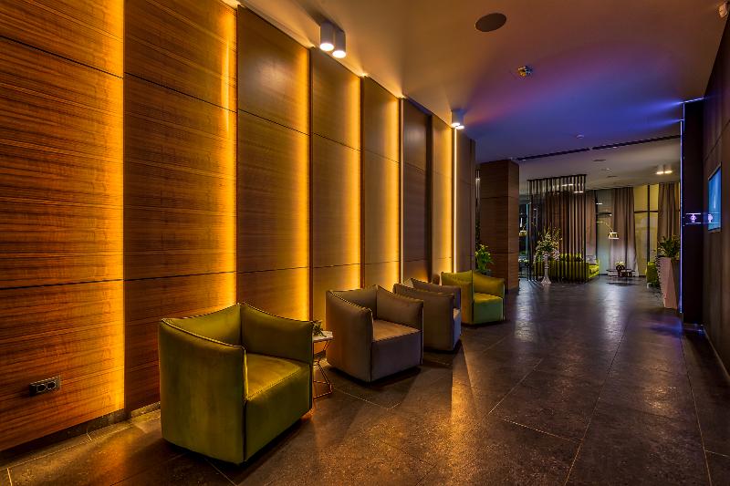 Nyota Hotel & Conference Center