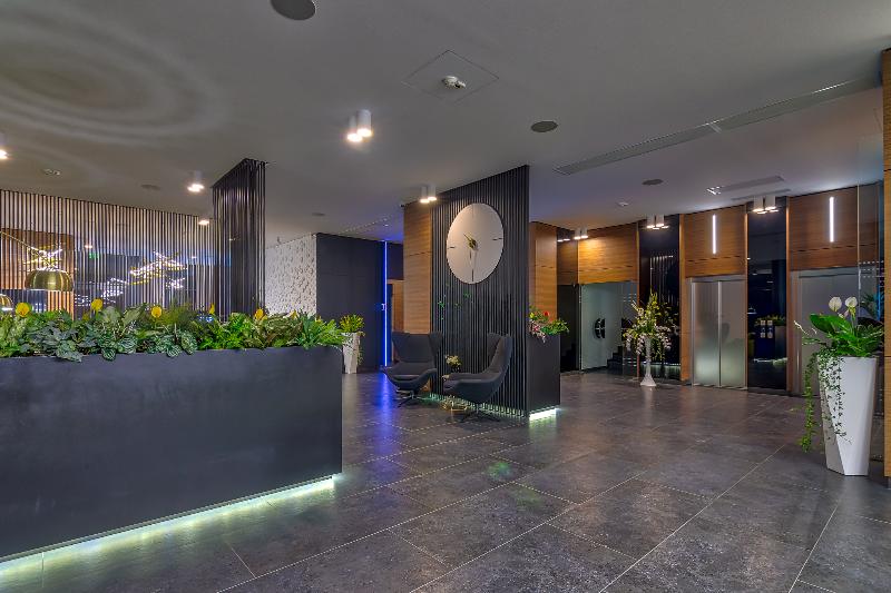 Nyota Hotel & Conference Center