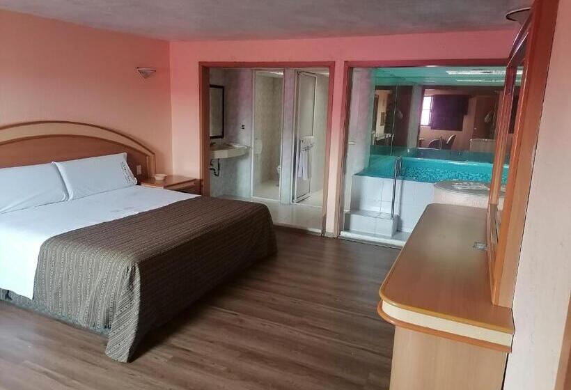 ホテル Puerta Del Sol