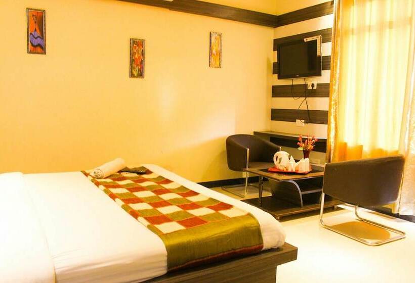 בית מלון כפרי Shagun Residency Behror