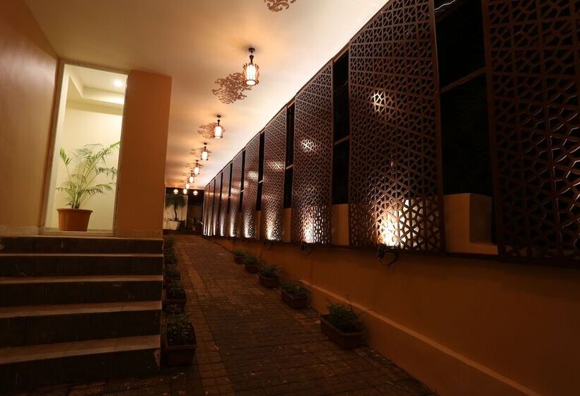 فندق Sinon Baga Retreat