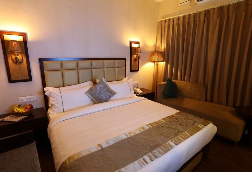 فندق Sinon Baga Retreat