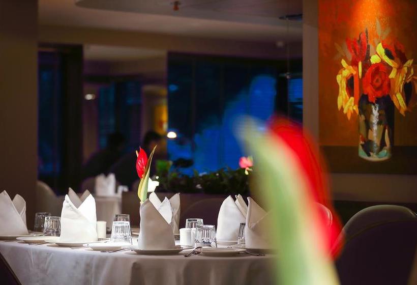 Отель The Grandeur Boutique