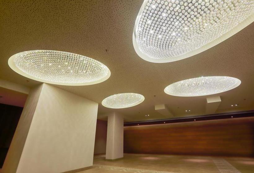 Отель The Grandeur Boutique