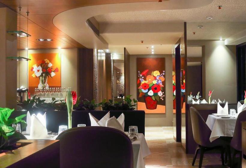 Отель The Grandeur Boutique