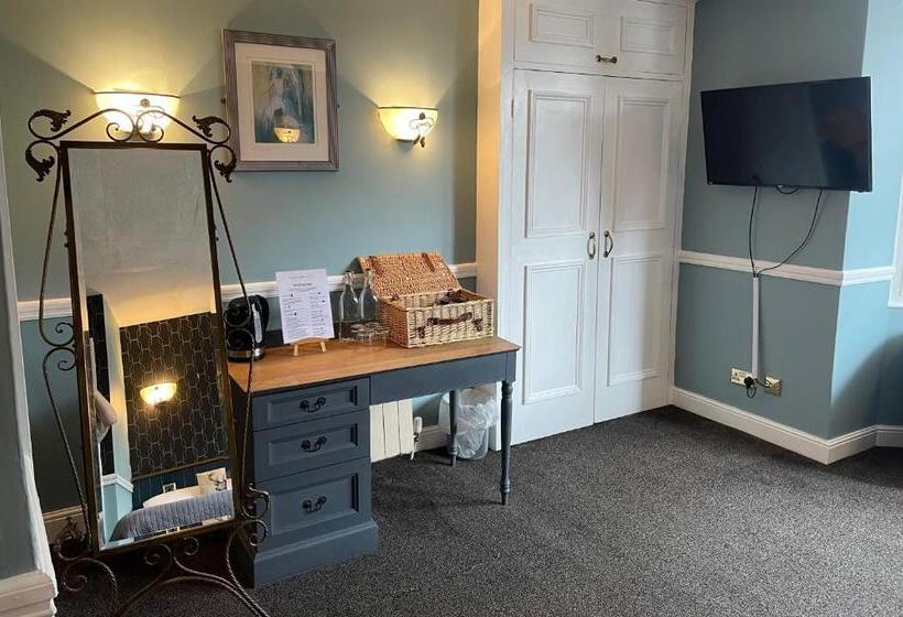 ホテル The Olde Swan