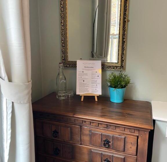 ホテル The Olde Swan