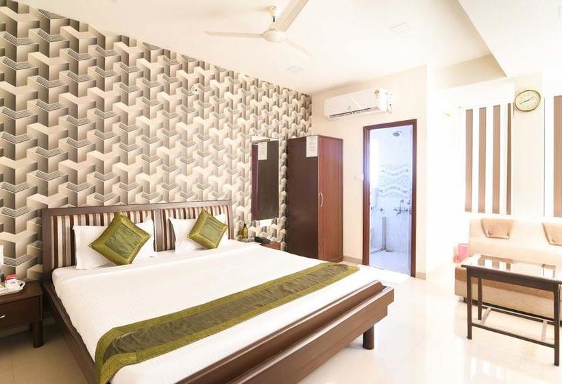 ホテル Treebo Prithviraj