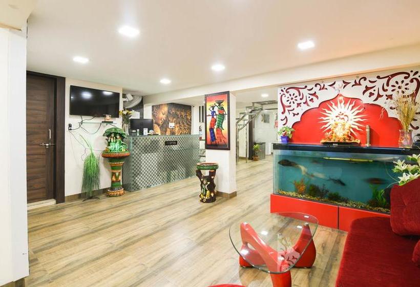 ホテル Treebo Prithviraj