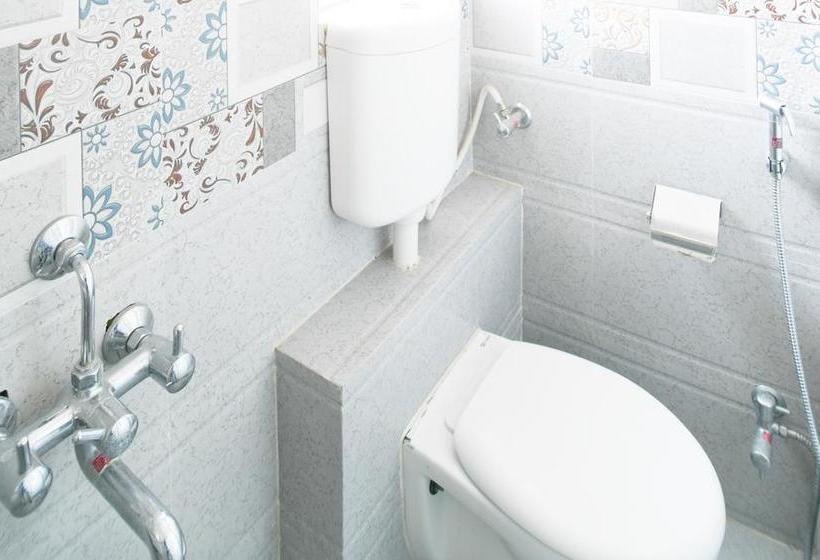 ホテル Treebo Prithviraj