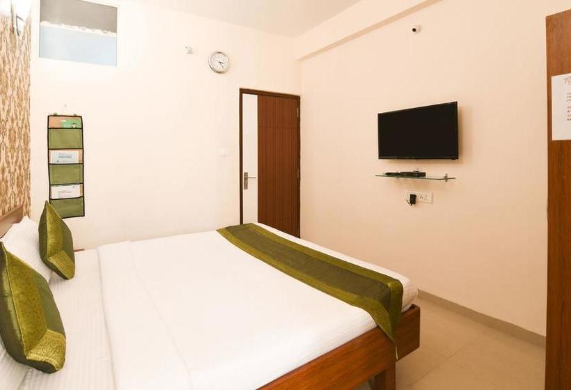 ホテル Treebo Prithviraj