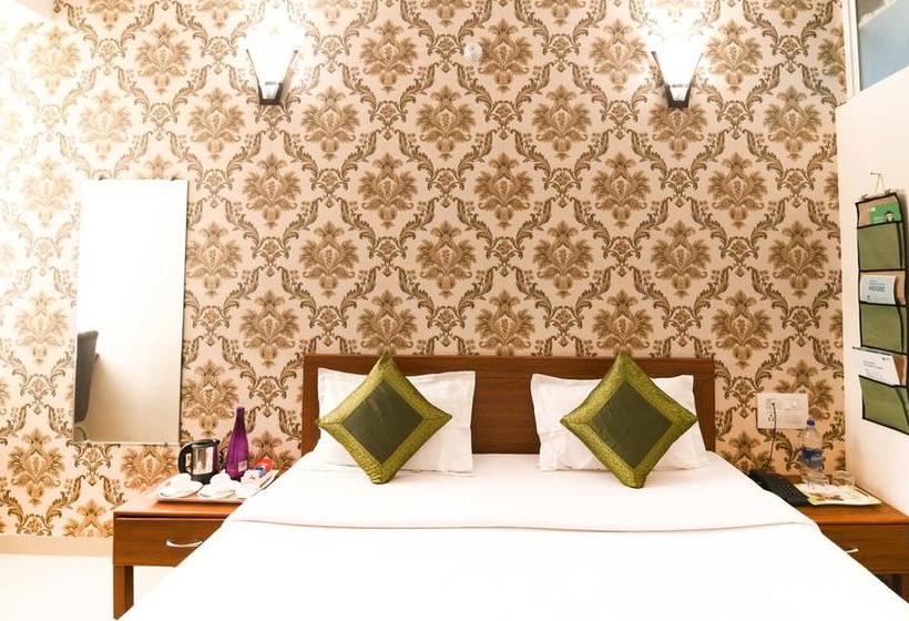 ホテル Treebo Prithviraj