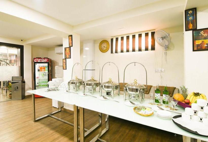 ホテル Treebo Prithviraj