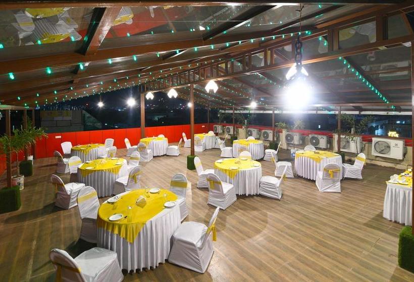 בית מלון כפרי Treebo Prithviraj