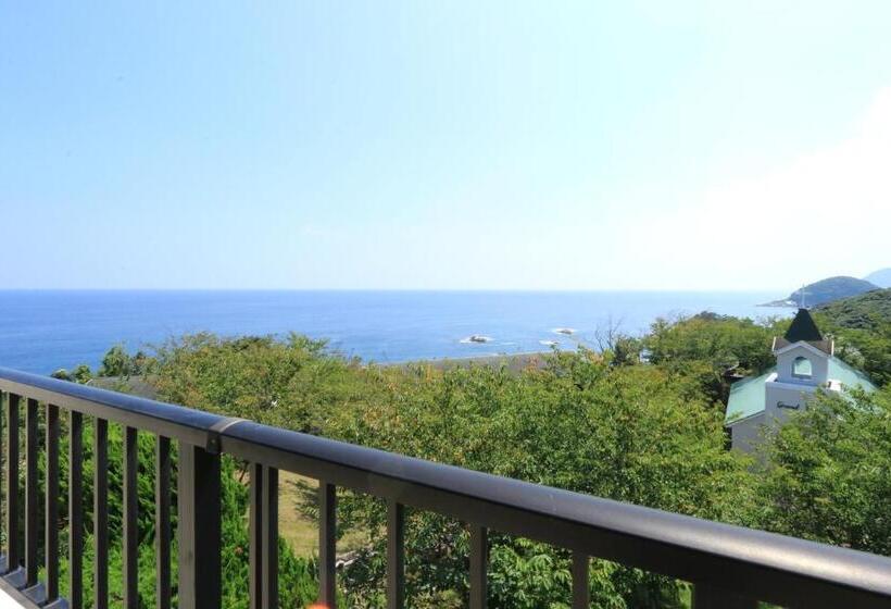 هتل Tsushima Grand