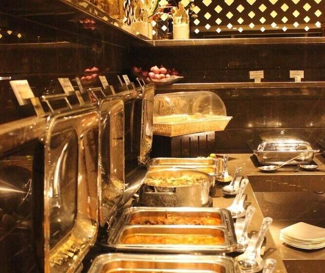 בית מלון כפרי The Fern, Vadodara