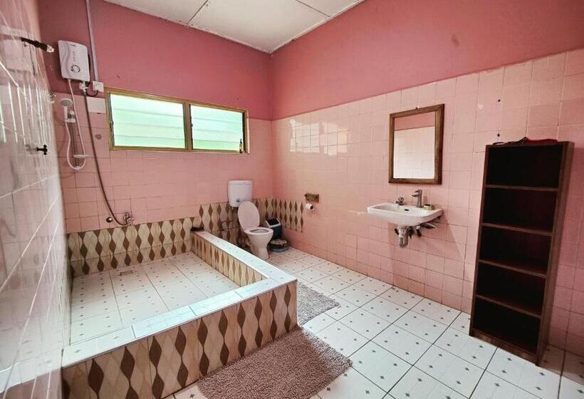 Tumi Hostel
