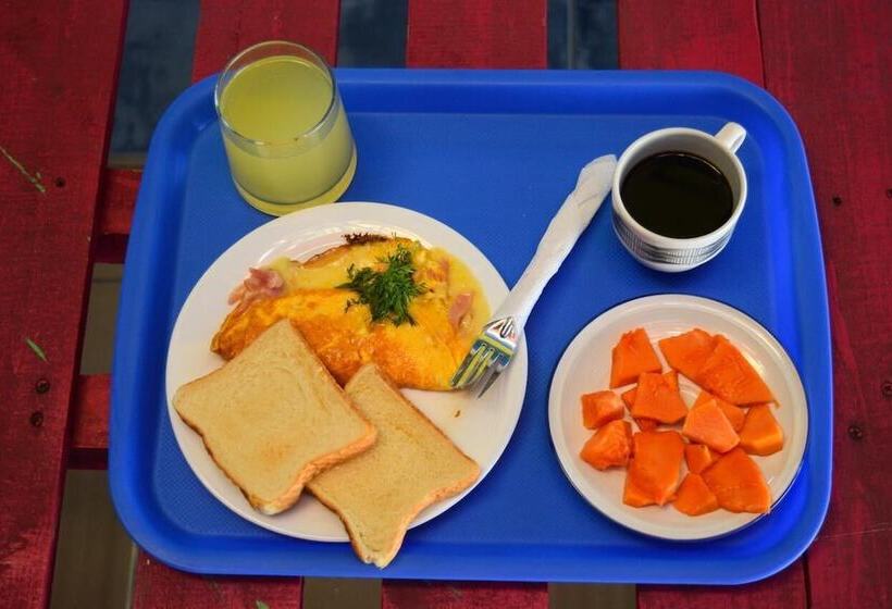 Wonderland Hostel By Gb Collection