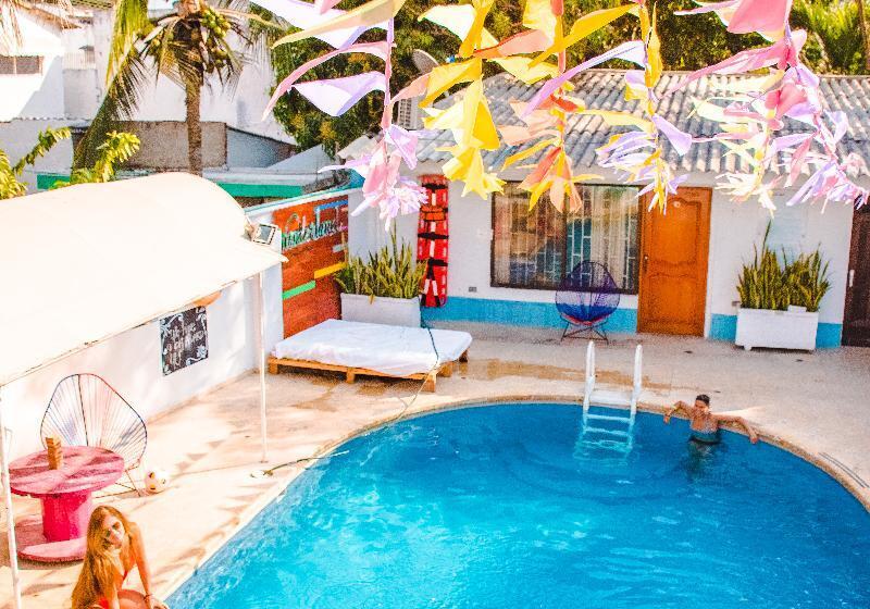 Wonderland Hostel By Gb Collection