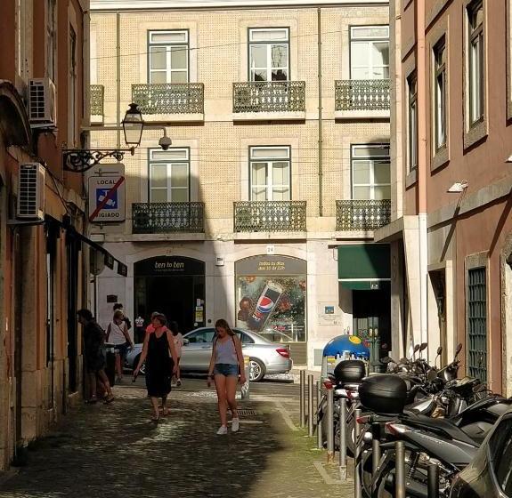 هاستل Host Bell Rooms&suites