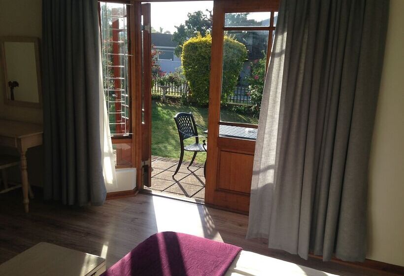 住宿加早餐  Blue Fern Of Knysna