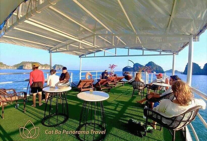 تختخواب و صبحانه Green Mountain Hostel