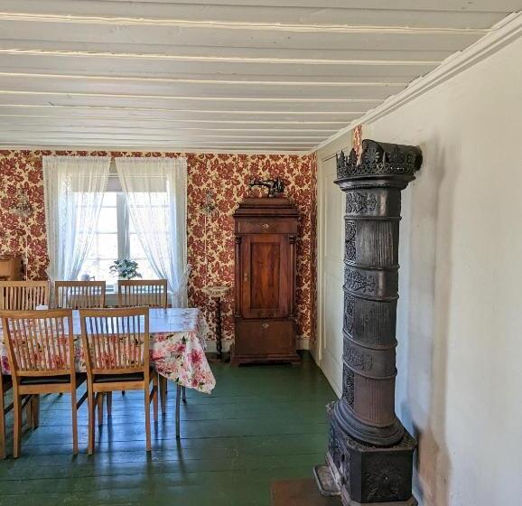 تختخواب و صبحانه Magasinet