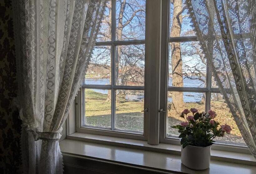 تختخواب و صبحانه Magasinet