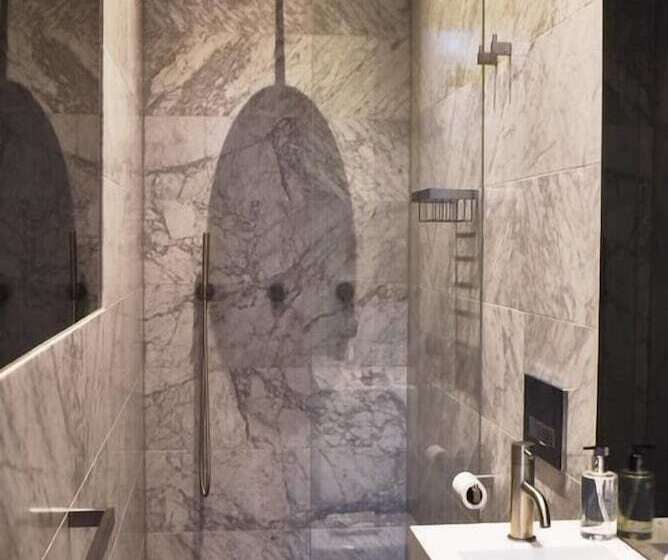 민박 Stuart Luxury Rooms