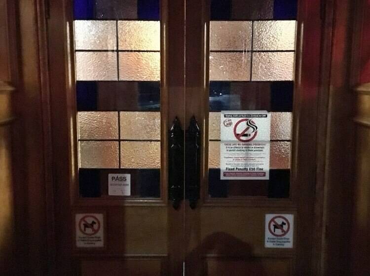 مبيت وإفطار The Harvest Coaching Inn