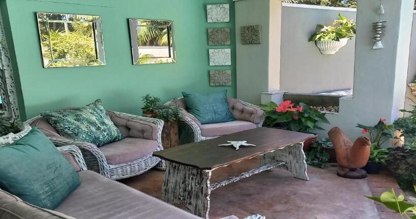 צימר Villa Roc Guesthouse   Solar Power