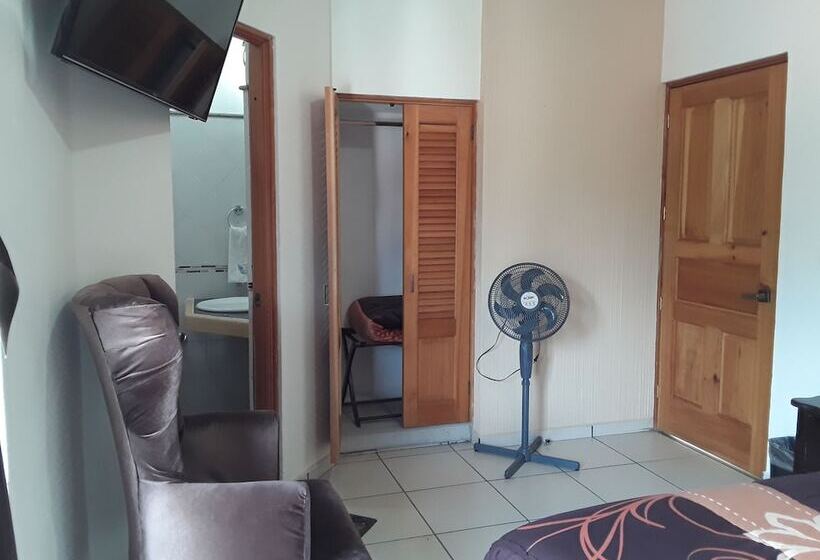 Отель & Balneario Los Angeles