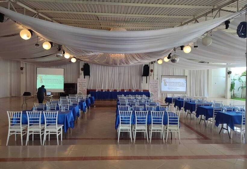 Отель & Balneario Los Angeles