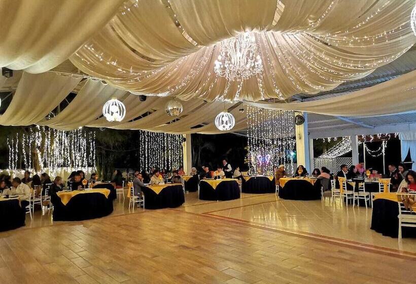 Отель & Balneario Los Angeles