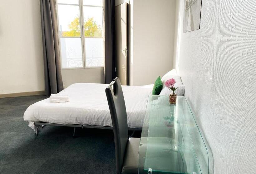 Отель Colette Hôtel