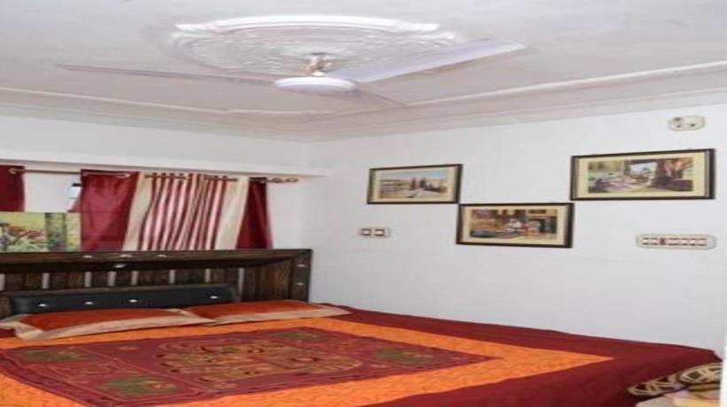 Отель Karina Art Home Stay