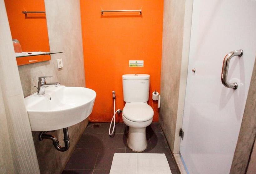 Hotel Legreen Suite Supomo